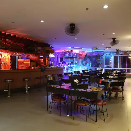 Crown Regency Hotel & Towers