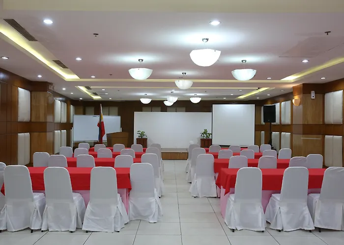 Crown Regency & Towers Hotel