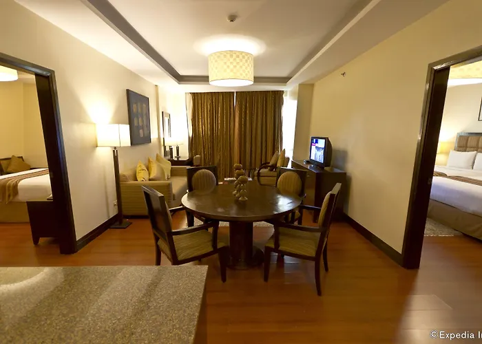 Crown Regency & Towers 4*