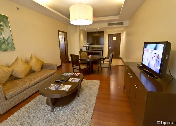 Crown Regency & Towers 4* Cebu