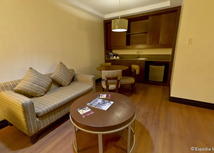 Crown Regency & Towers Hotel Cebu