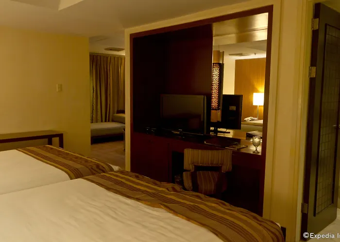 Crown Regency & Towers Hotel Cebu