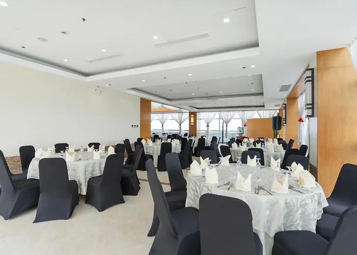 Crown Regency & Towers 4* Cebu