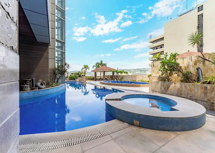 Crown Regency & Towers Hotel
